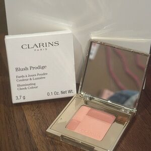 Clarins 🍑 Peach Blush Matte Satin Finish